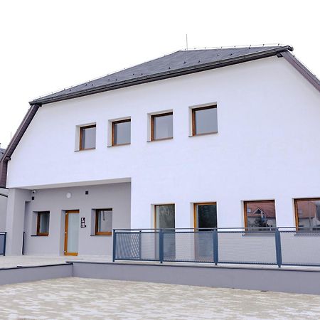 Appartement Rezidence Petra Voka à Třeboň Extérieur photo